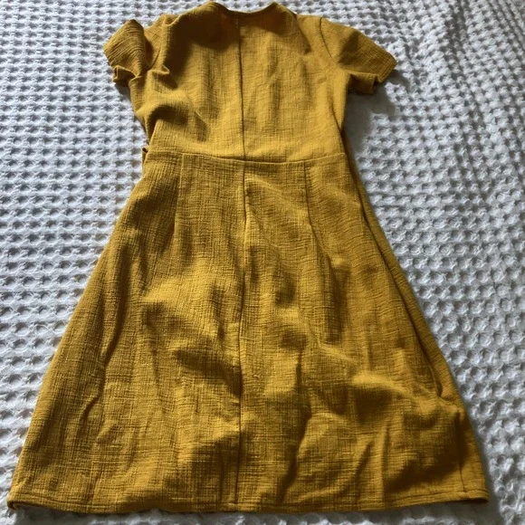 J. CREW CORAL Yellow FAUX WRAP DRESS, SHORT SLEEVE, SIDE BELT Size XS - Picture 7 of 8